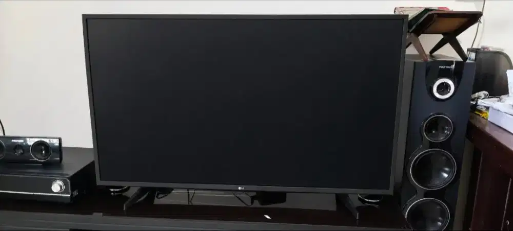 DIJUAL TELEVISI/TV LG 60 inch