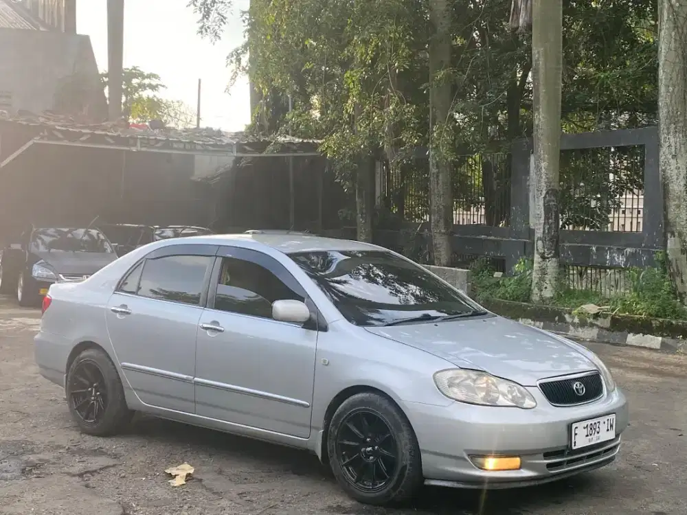 Corolla altis 2003