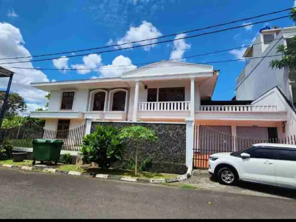 Dijual Murah Rumah Hoek Pulomas Utara Raya Jakarta Timur