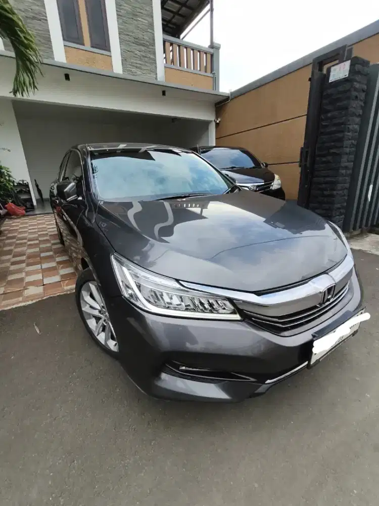 Honda accord VTI-L 2017 Matic Low km