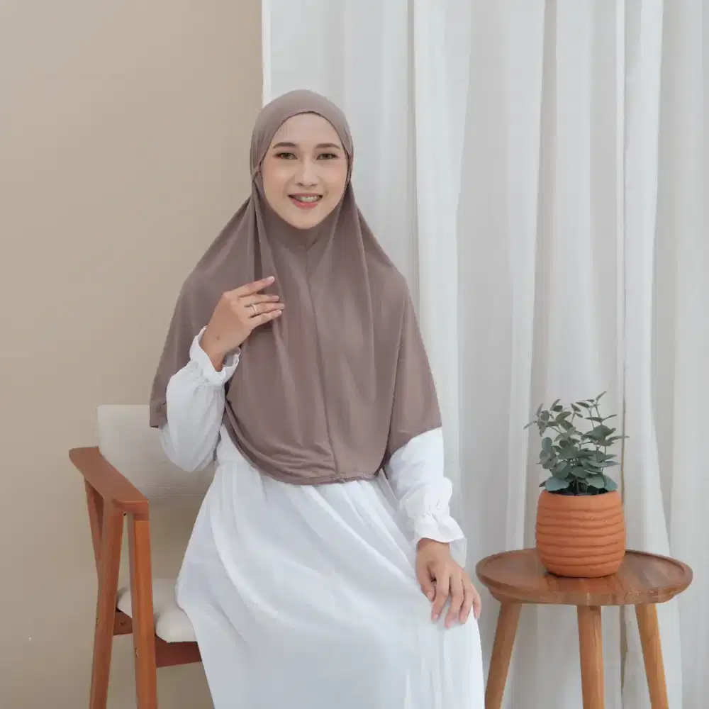 Bergo Jersey Hasna - Hijab Instan ITY Nyaman, Adem & Stylsish