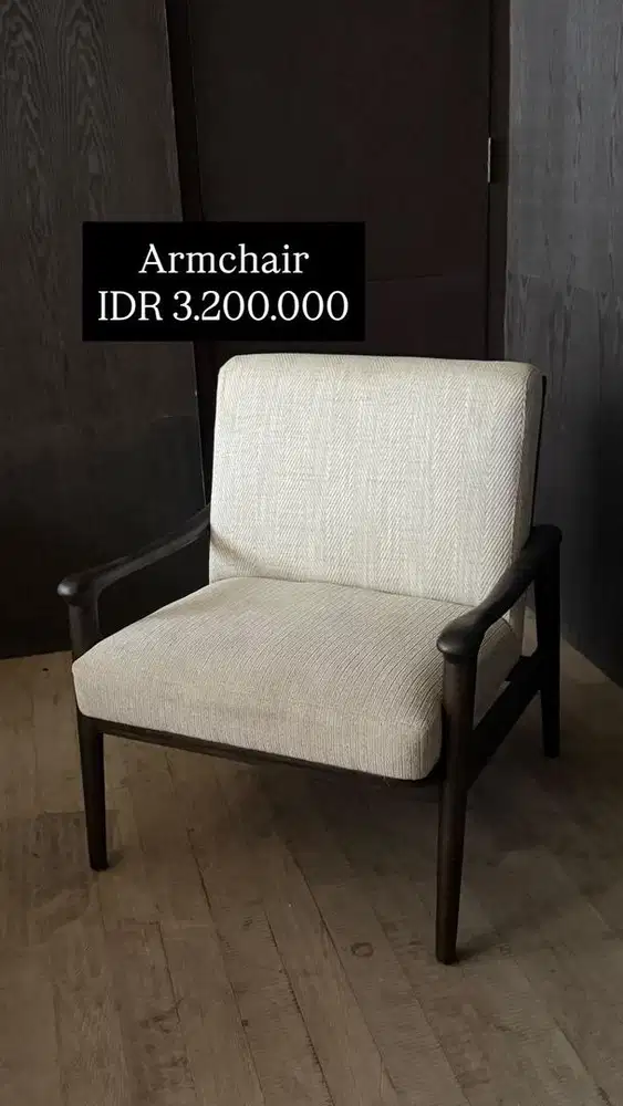 Kursi Nyaman Dengan Armrest