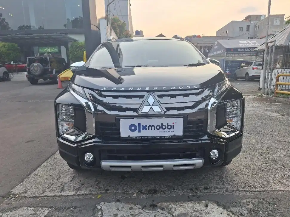 DP MURAH Mitsubishi Xpander 1.5 Cross Bensin-AT 2021 Hitam CHFAB