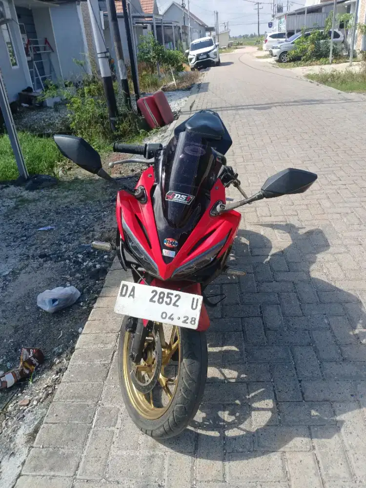 Dijual cbr 150r tahun 2018
