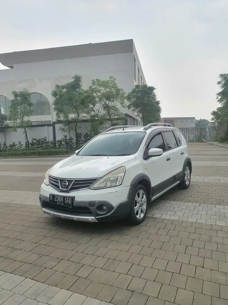 Nissan Grand livina 2014 Bensin