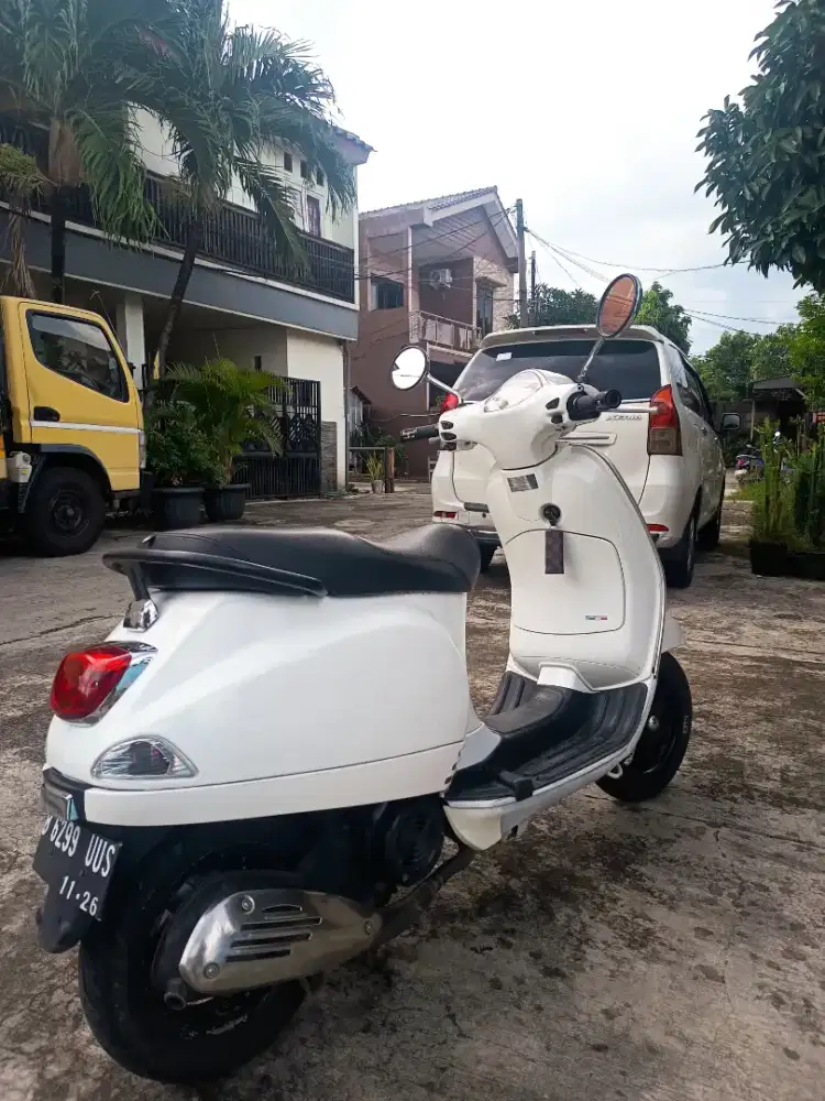 vespa lx 150 2011