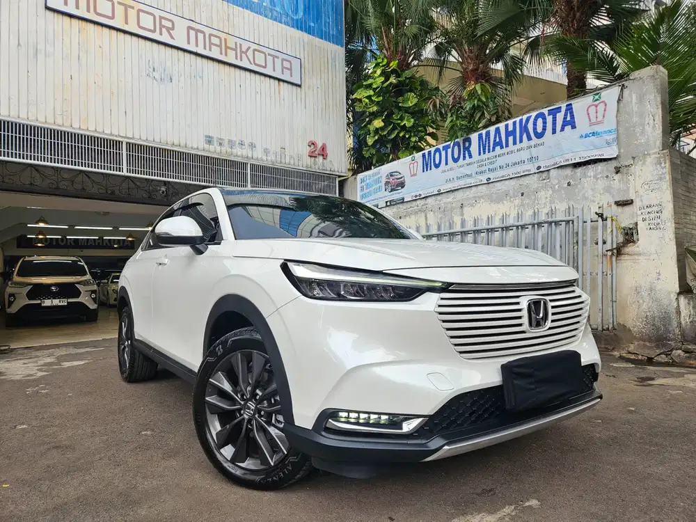 12 rb km Honda HRV 1.5 Special Edition SE 2024 nik 2023 putih white