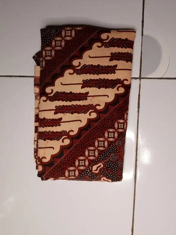 Kain batik jarik