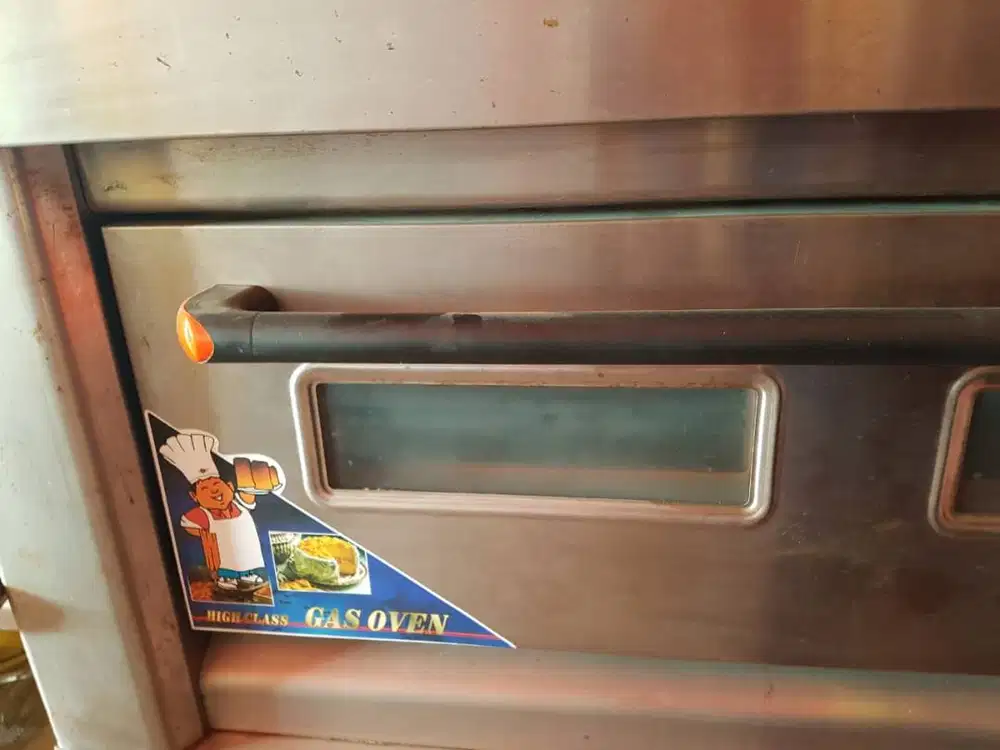 DIJUAL OVEN GAS GETRA RFL 12 CP