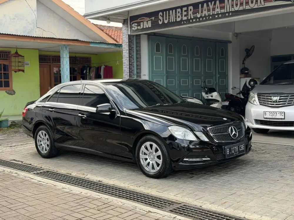 Mercy e200 2013 siap pakai