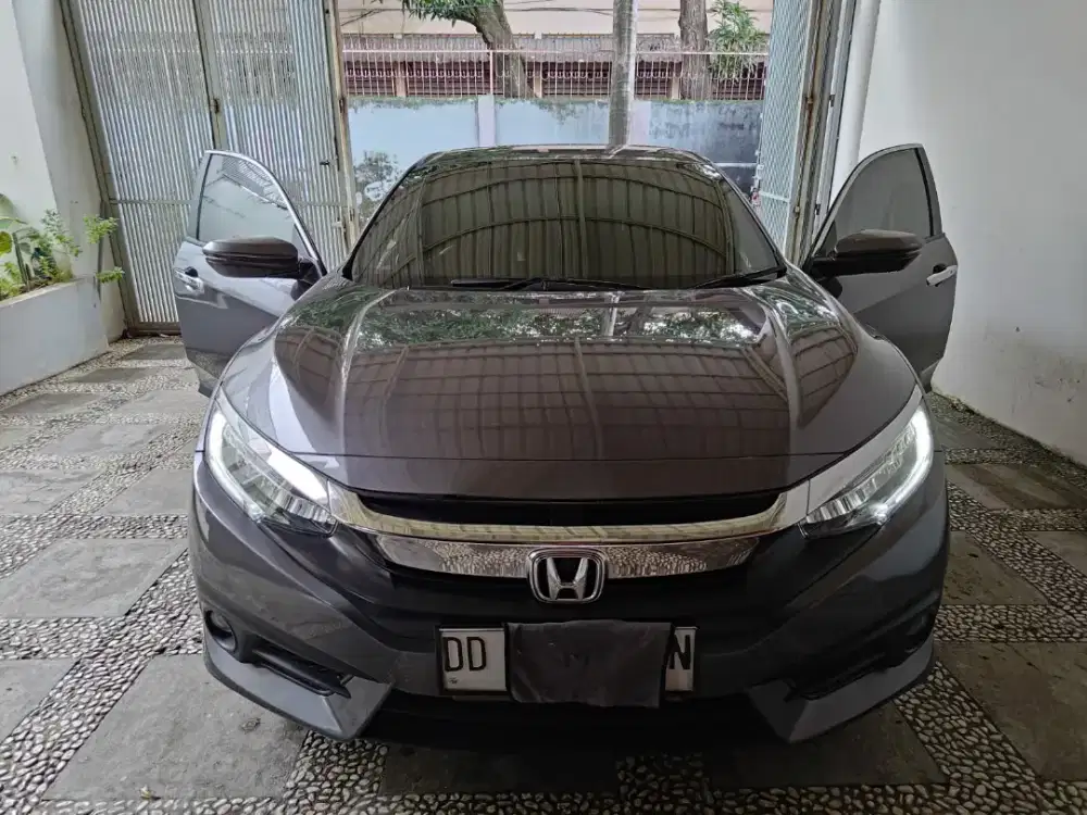 CIVIC TURBO SEDAN