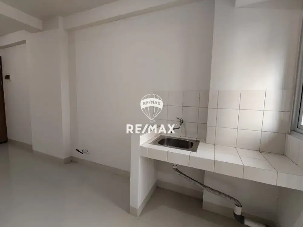 Disewakan Studio Oak Tower B View Pool & Lokasi Strategis Pulo Gadung