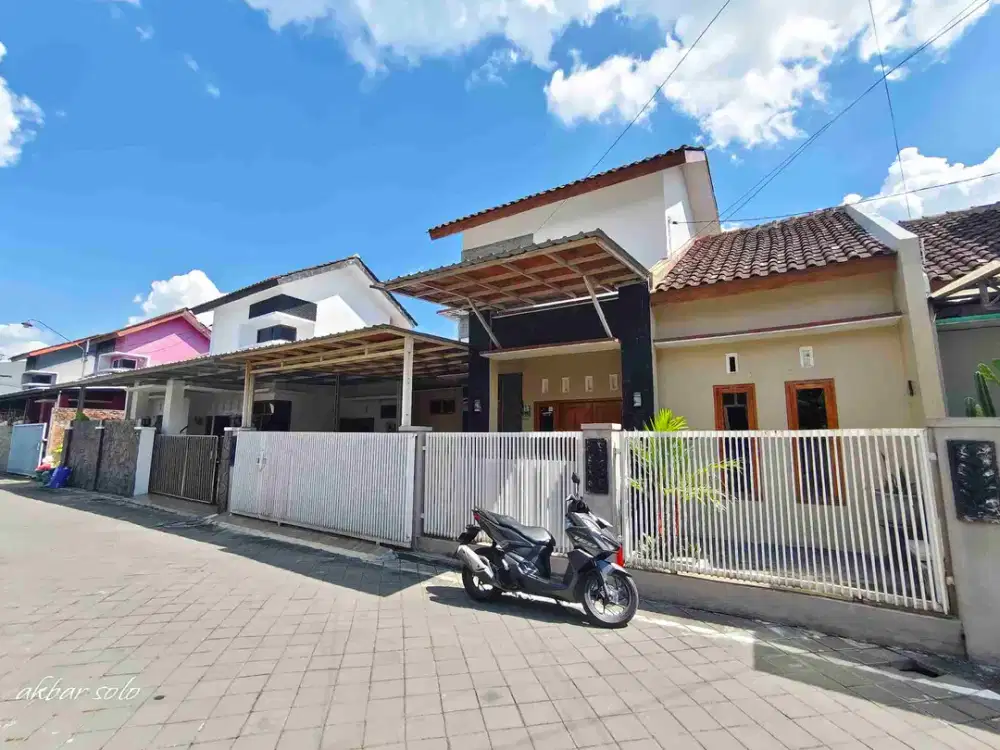 rumah purbayan barat luwes gentan