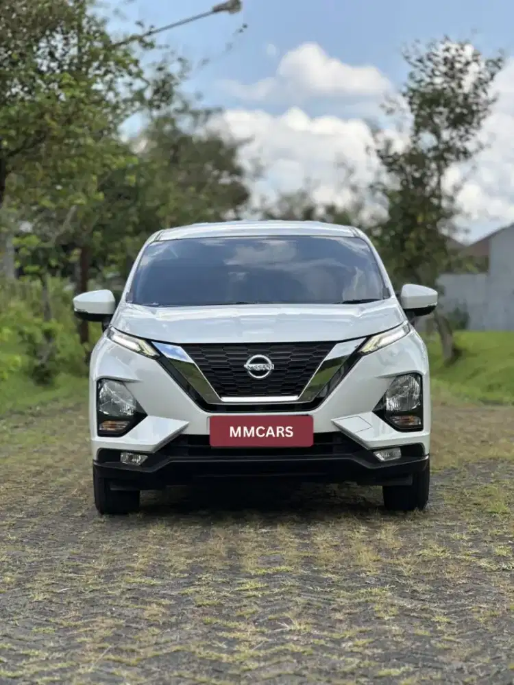 Nissan livina 2019,KM 40rb asli,jarang d pakai,ban tembus smua,murah