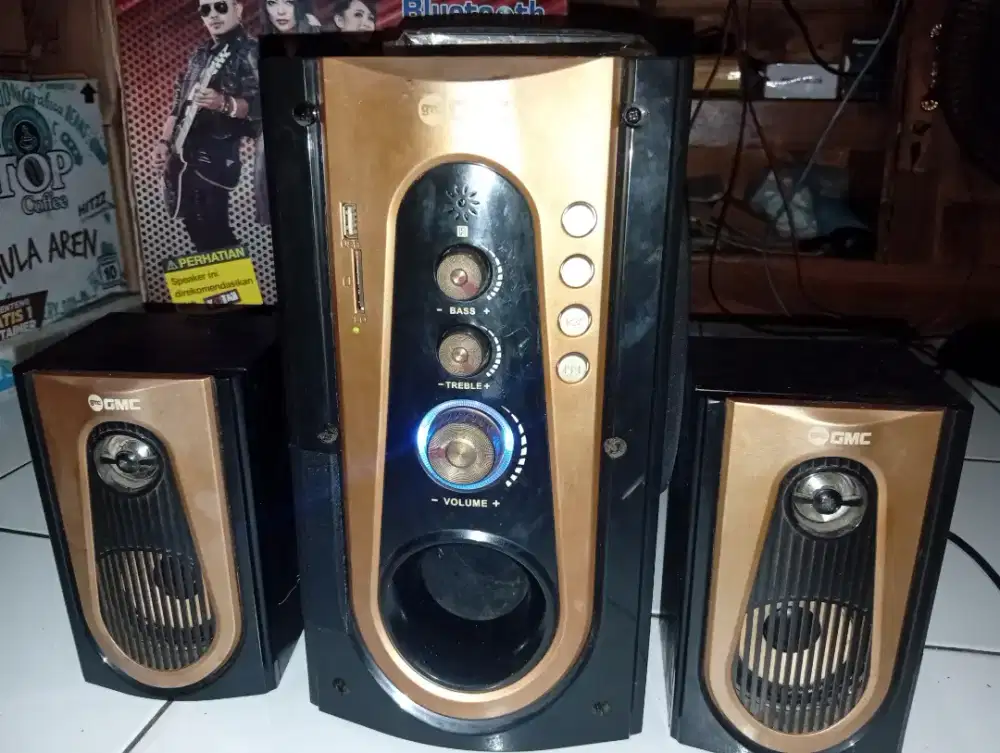 Speaker aktif GMC 886M