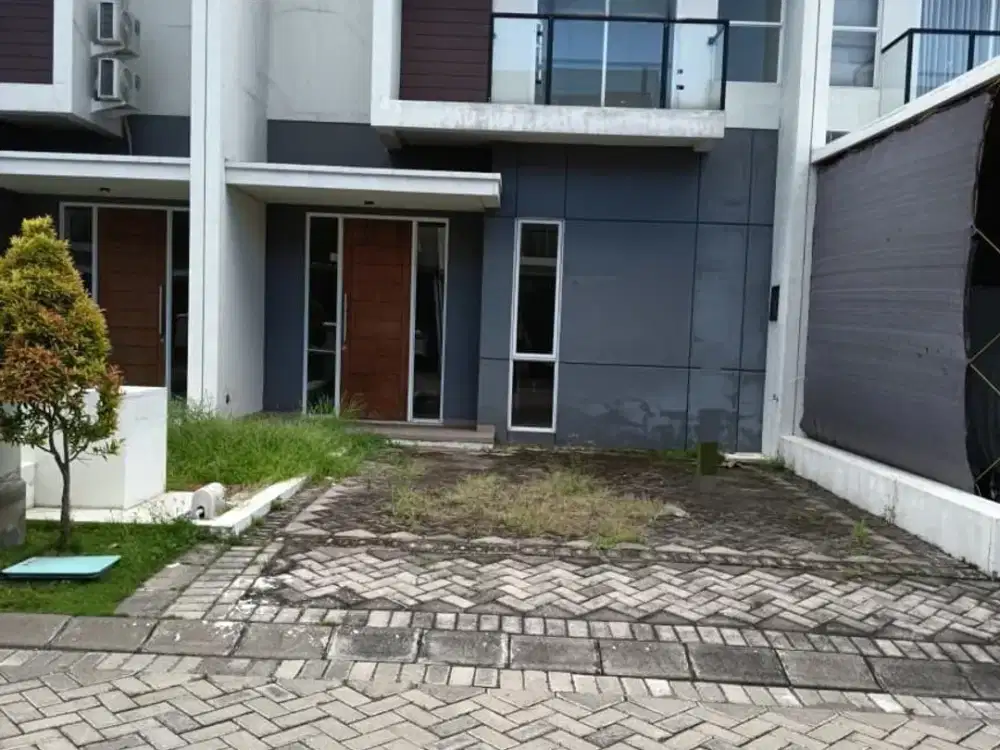 RUMAH  CENTRAL PARK JUANDA`Hadap Selatan