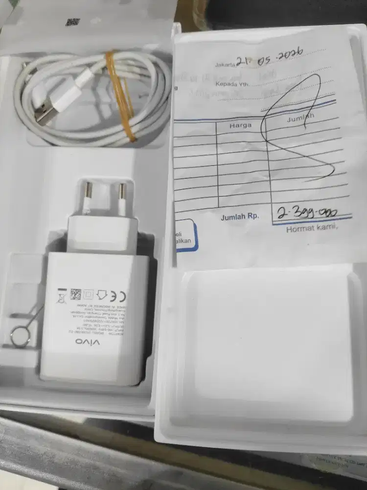 Vivo y05 second like new