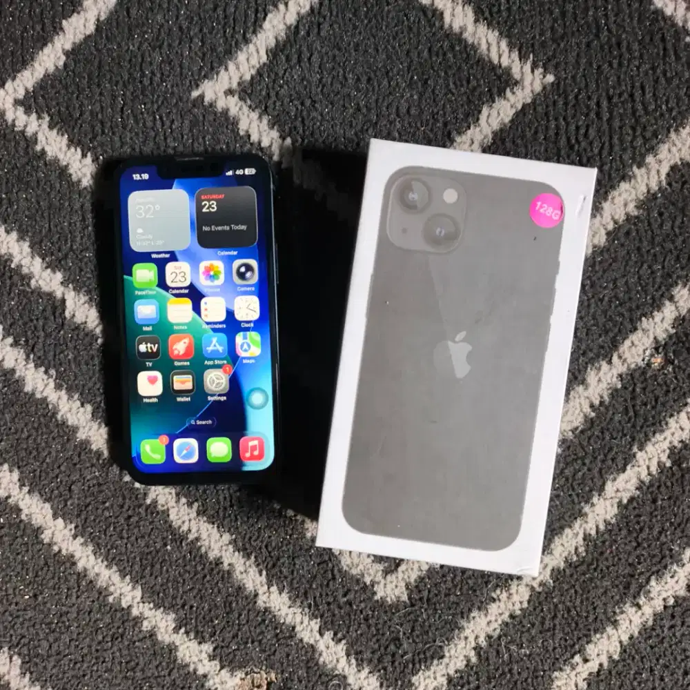 iPhone 13 mini 128GB All Operator Murah !