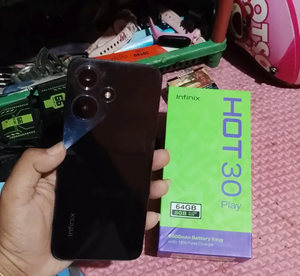 Infinix hot 30 play 4+4/64 fullset + Softcase.