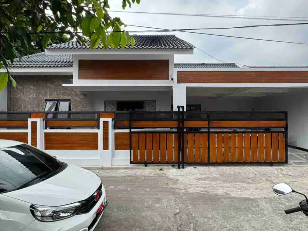 dijual rumah siap huni lokasi sangat strategis
