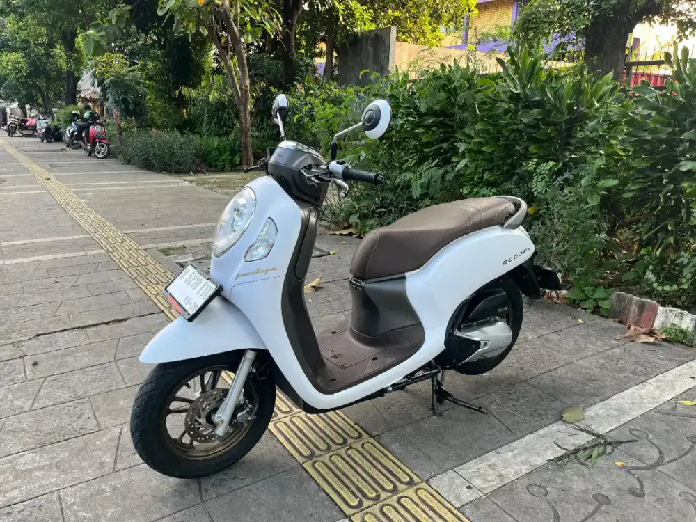 Scoopy 2024 kyles tangan pertama dari baru