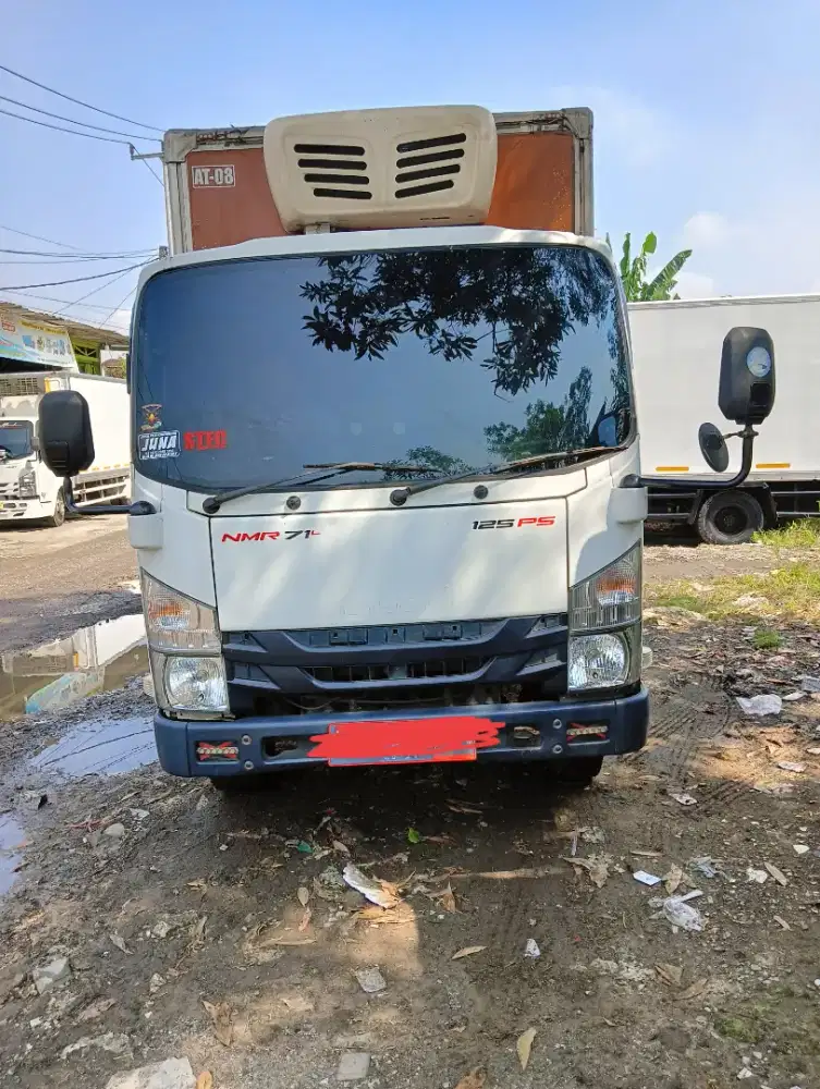 Isuzu elf NMR 71 L long thermo