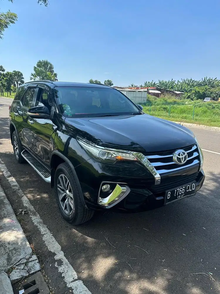 FORTUNER VRZ satu nama dari baru gress