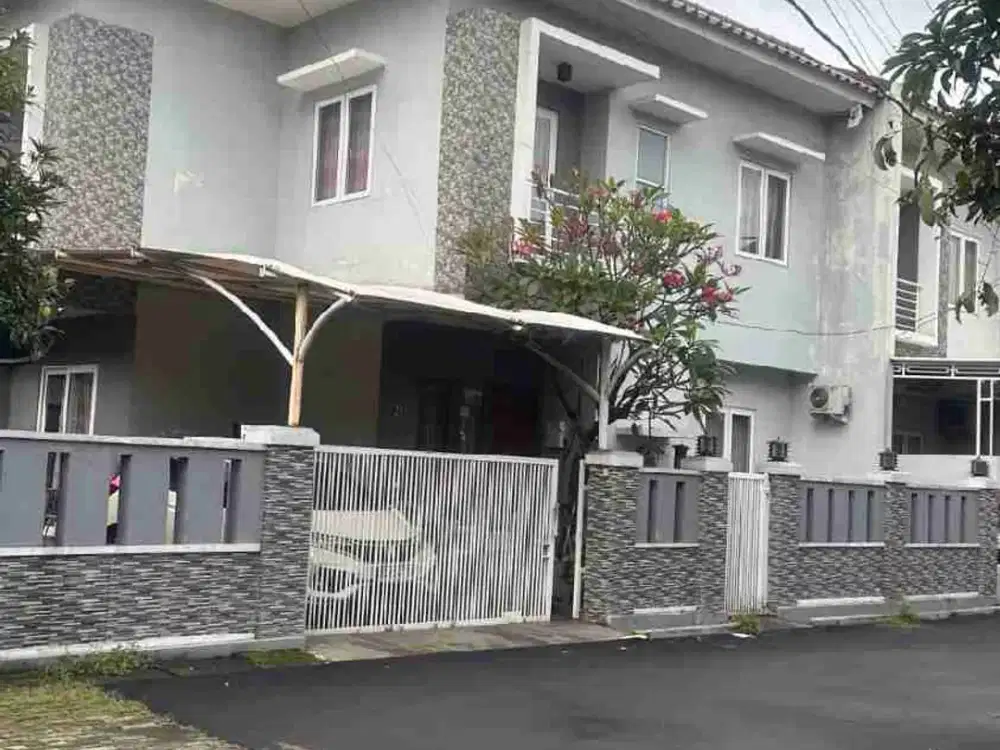 Dijual Rumah 2 Lantai Semi Furnished di Cipayung Jakarta Timur