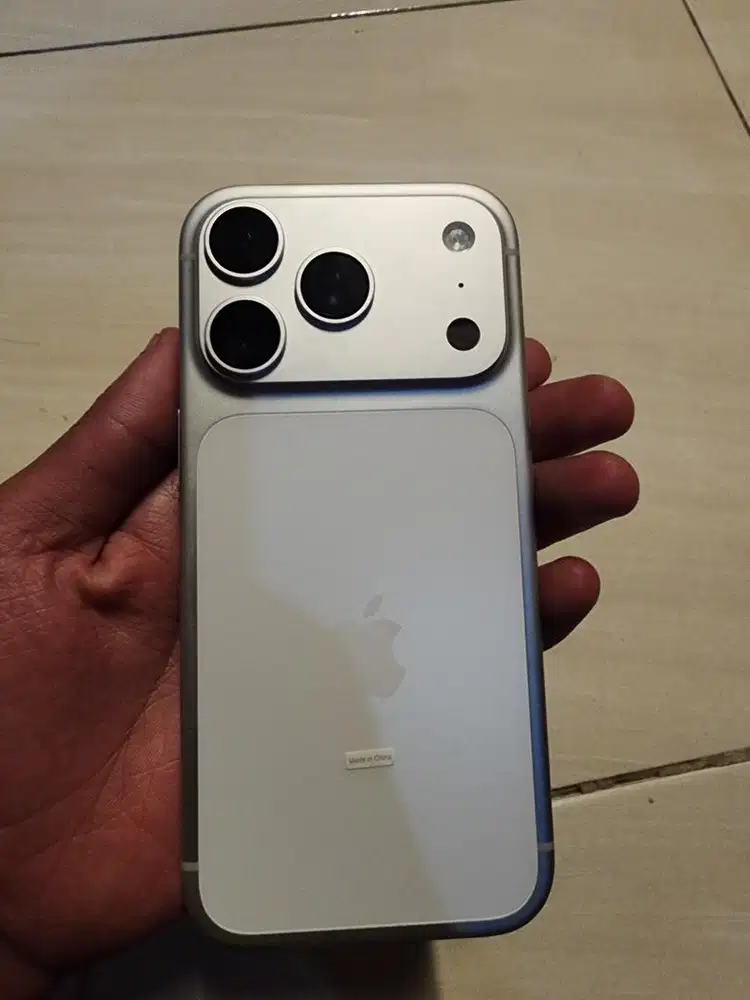Iphone 17 Pro Silver 256GB IBOX