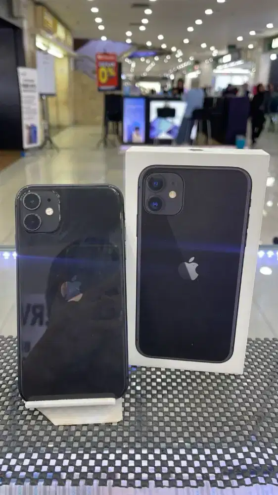 Second iPhone 11 64GB Garansi Resmi