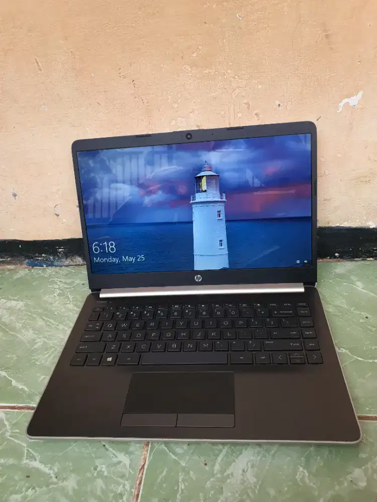 Jual laptop HP 14s SSD Nvme 128GB/12GB ram DDR4