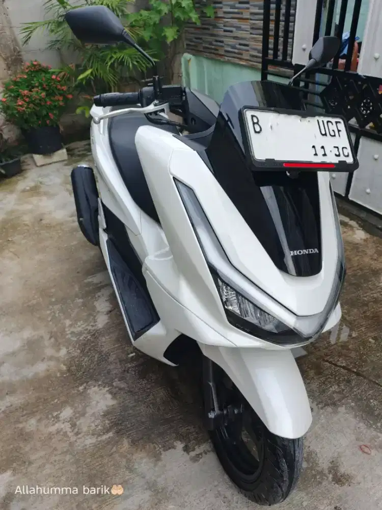 New honda pcx 160 CBS ISS putih merona  2025 akhir second like new