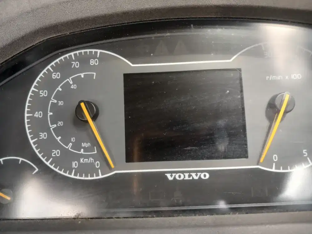 Display monitor/instrument cluster volvo A40F/G VOE17254595