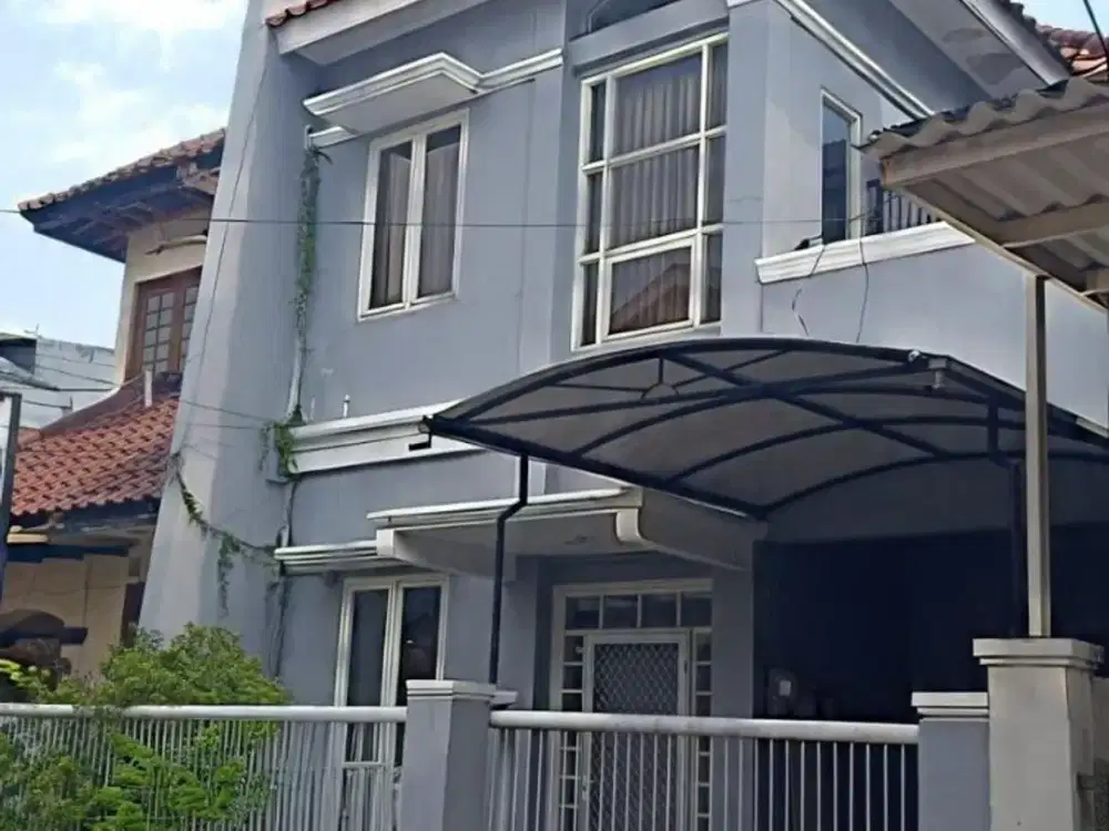 Rumah Rungkut Asri - Listrik: 2200 Va, Pam - Hadap: Selatan