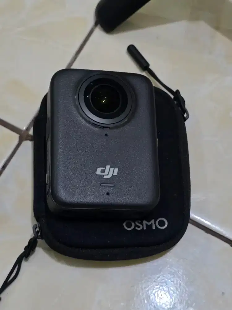 Dji osmo 360 adventure combo second like new