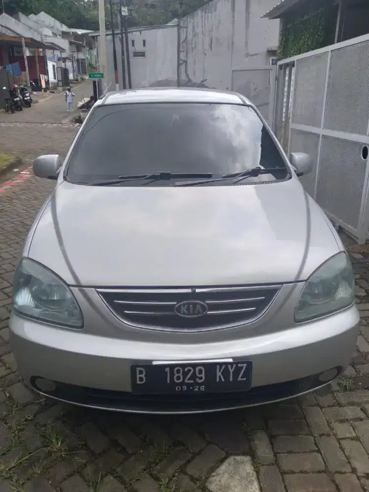 Dijual KIA Carens 2003 MT