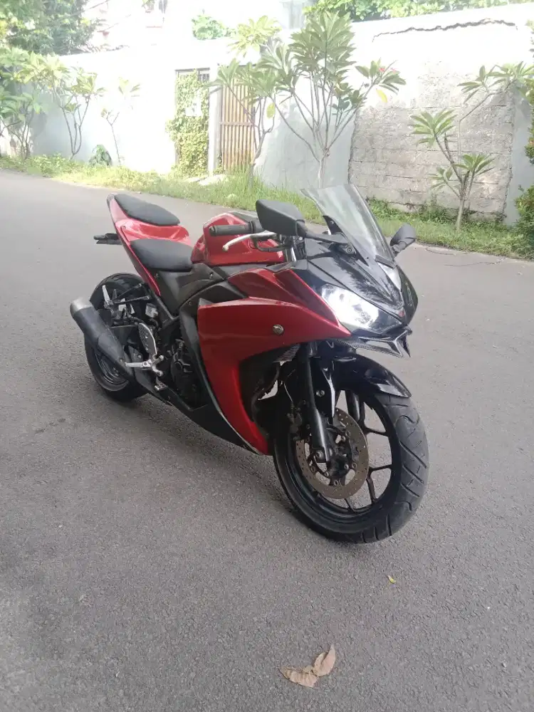 Yamaha YZF R25 2014