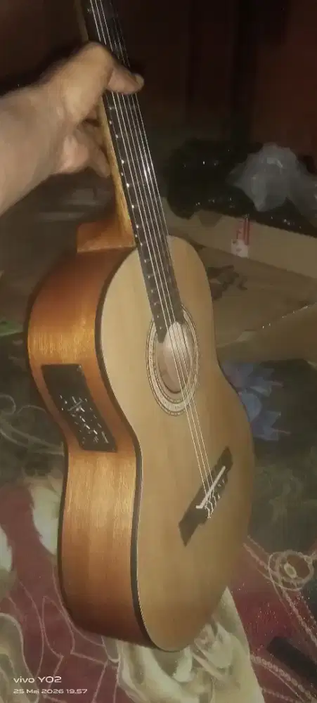 Caumbay gitar classik