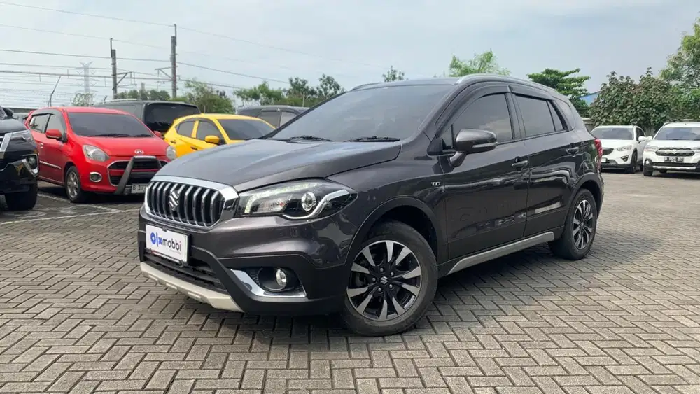KM Low Pajak Hidup Harga Murah Suzuki SX4 2018 TZU