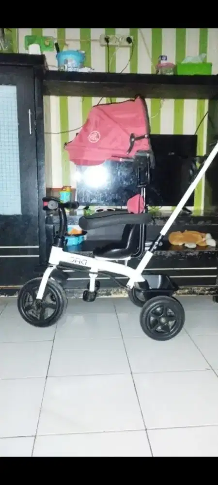 Sepeda dorong anak merek iord mau jual aja sudah tidak terpakai