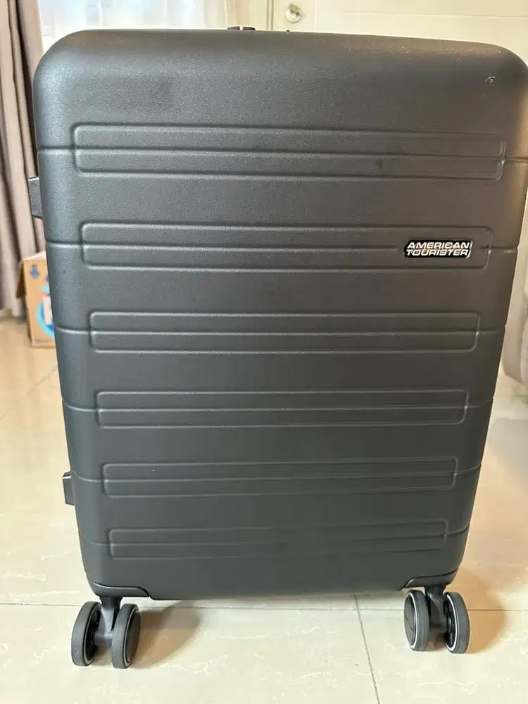 Koper American Tourister Novastream 20 inch