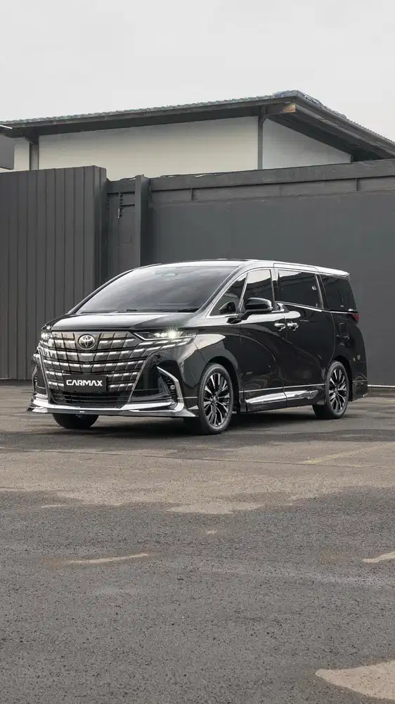 Toyota Alphard 2024 Bensin Istimewa & Low Km