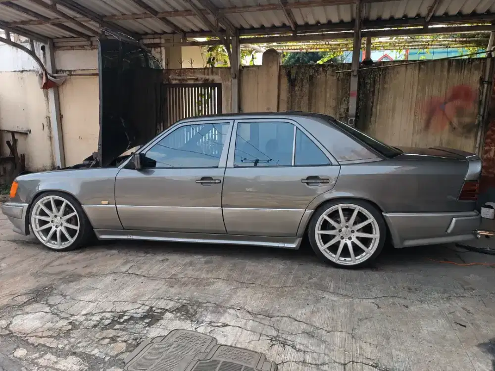 Mercedes benz W124 300e 1991 Manual