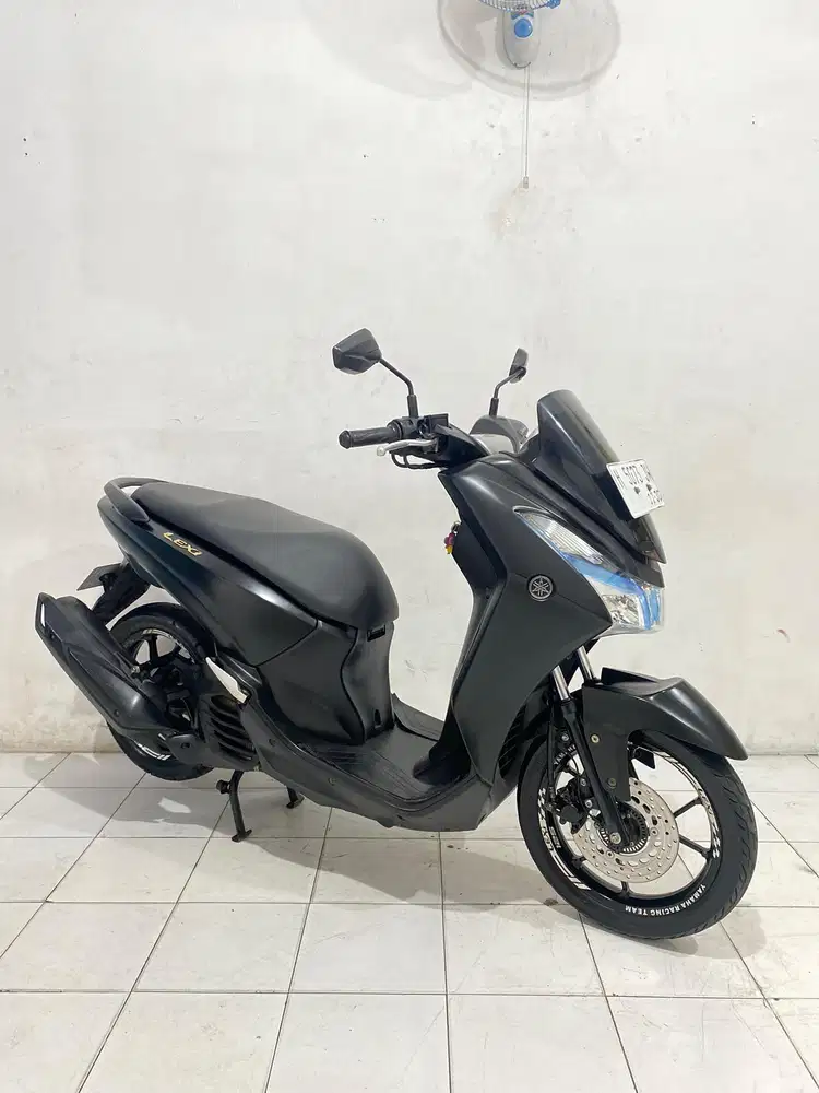 Lexi 125 2019 hitam top istimewa
