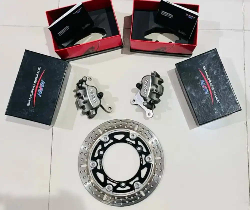 CALIPER NISSIN 2 PISTON TITANIUM DPN BLKG & PIRINGAN DPN DELKEMC CNC