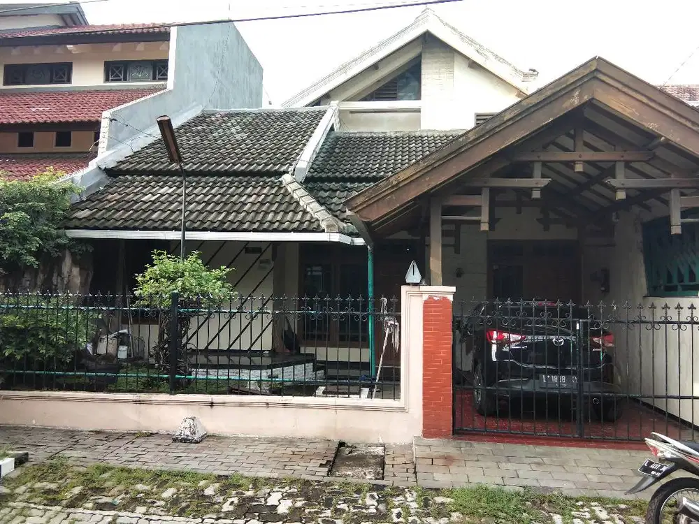 DISEWAKAN Rumah di Ketintang Permai / Madya / Selatan Surabaya