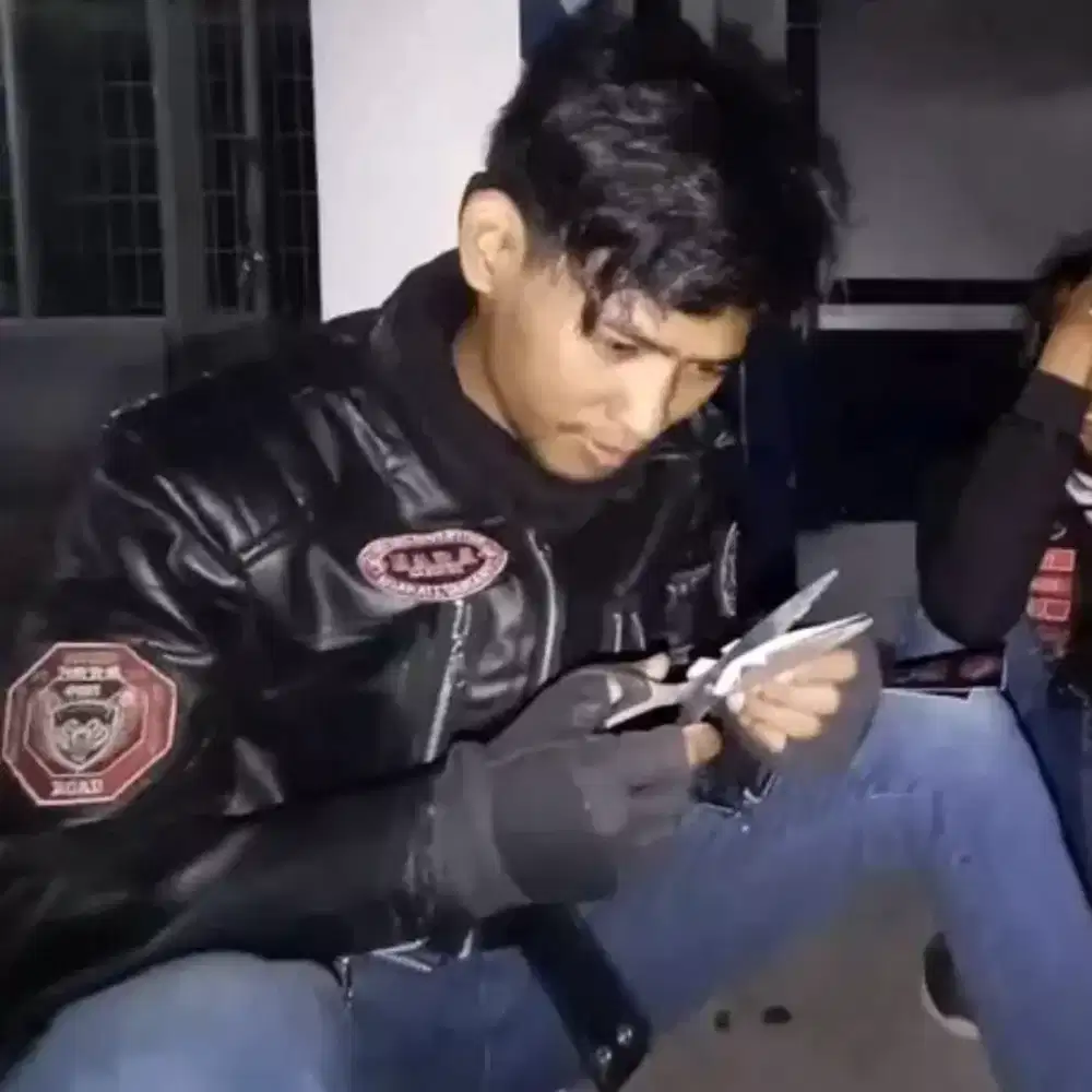 Cari kerja halal