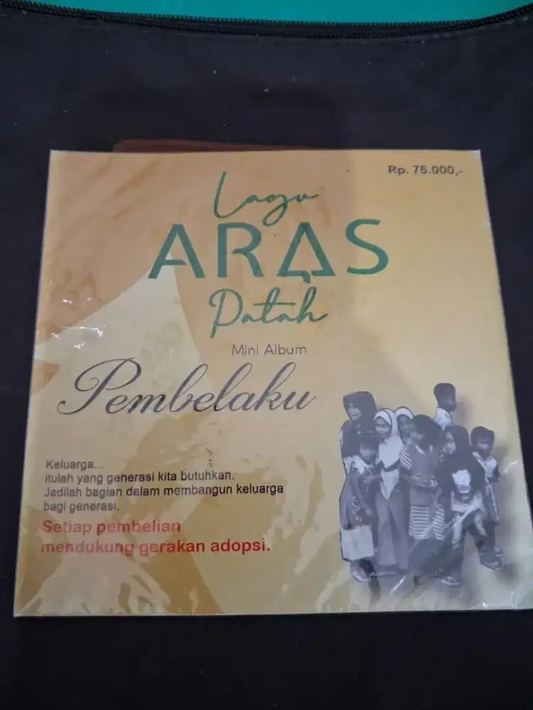 Kaset lagu aras datah 
Pembelaku lagu kaset 
Limited edition 
Barang t
