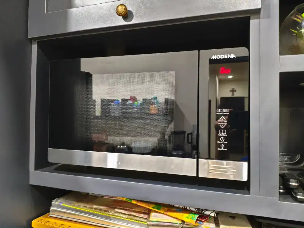 Microwave Oven Modena MO 2002 - Preloved