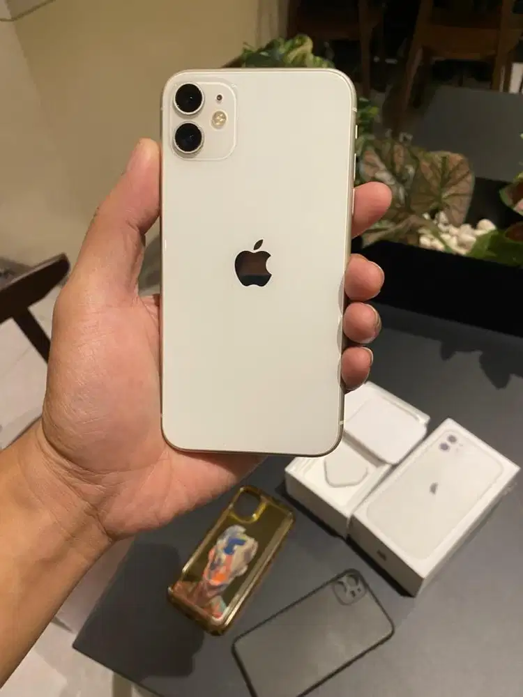 Dijual iPhone 11 128gb sinyal all operator